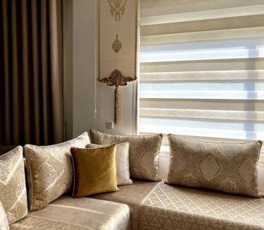 Ville Nouvelle Apartment | Chic & Spacious 4BR with Jacuzzi-Fez New City Stay