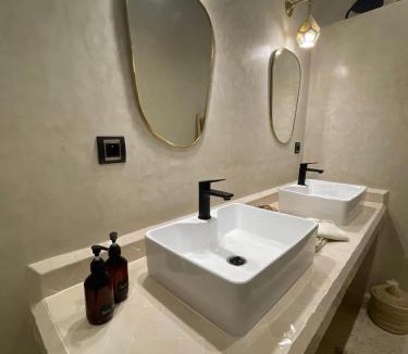 Sidi Bou Amar House | Riad 4 chambres, Piscine chauffée, Petit déjeuner inclus