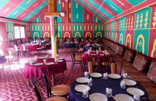 Ait Sedrate Sahl Charkia Hotel | Hotel Mandar Saghrou Tazakhte