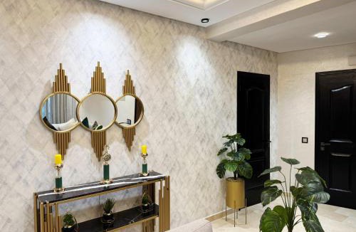 SOUR JDID Apartment | modern apartment opposite to HASSAN2 MOSQUE & FAIR international casablanca , near downtwn, with side SEA view with sports machines with free underground GARAGE prohibited for unmarried couples of Arab original apartment too QUIET