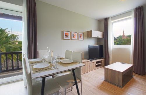 Comillas City Center Apartment | Apartamentos Turísticos La Pontificia