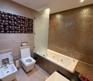 Plage des Nations Apartment | Luxury Apprt 2 ch ,prestigia des nations