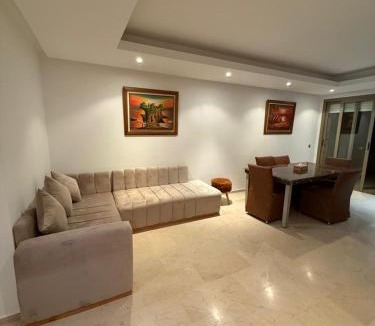 Plage des Nations Apartment | Luxury Apprt 2 ch ,prestigia des nations
