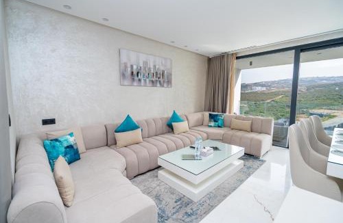 Malabata Apartment | Appartement luxueux avec piscine - Malabata Hills - Proche de la plage et du célèbre parc Villa Harris - AC, WIFI, IPTV