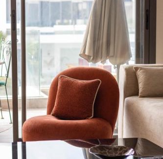 Tamariss Apartment | Beachfront gem with pool gym