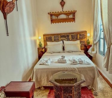 Assouel House | Riad Dar Malwan Hotel and Massage