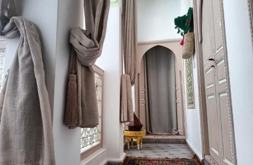 Zaouia Sidi Rhalem Hotel | Dar Le Monde