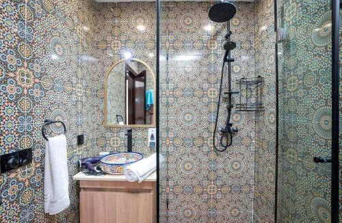 Cite Al Mohammadi Apartment | Bel appartement piscine,10 min souk, plage, bein sport
