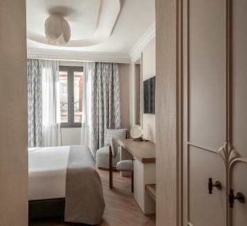 Cortes Hotel | Vincci Centrum
