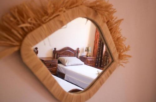 Aqesri House | Auberge Les Montagnes du Paradis Your Hidden Retreat in Paradise Valley