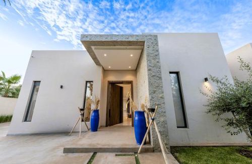 Ait Hamid Villa | Villa AZUR-Piscine chauffée-Sans vis à vis-Hammam