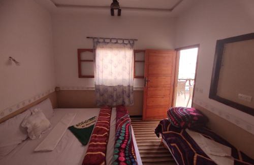 Bou Tharar Apartment | Hotel restaurant ait saderat
