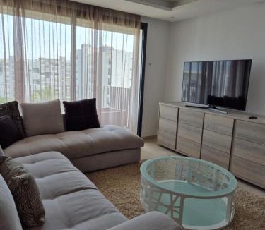 Hay Riad Apartment | My Cosy Place - Apartment 2BR - Piscine -Résidence Marbella Hay Riad