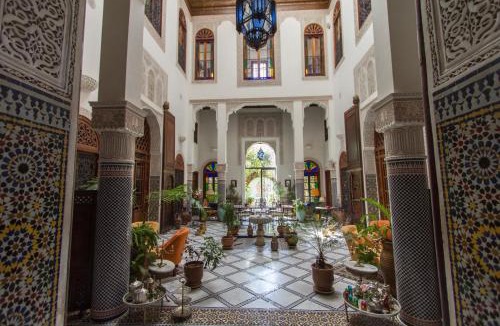 Layoun House | Riad Norma
