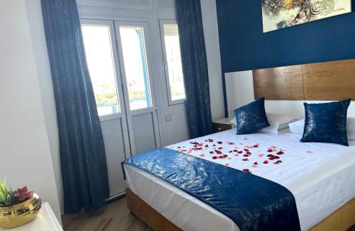 Miramar Hotel | HOSTAL MH BORJ