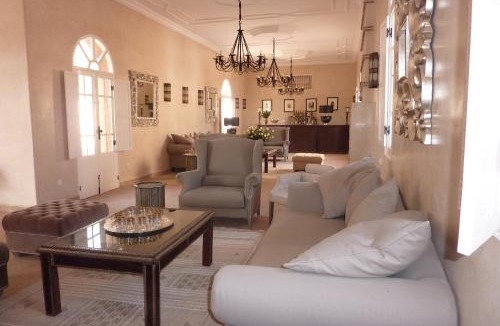 Ahmar Laglalcha House | HOTEL Palais Villa Talaa Resort