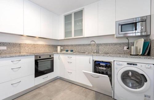 Triana Apartment | Triana Pages Oasis by Valcambre
