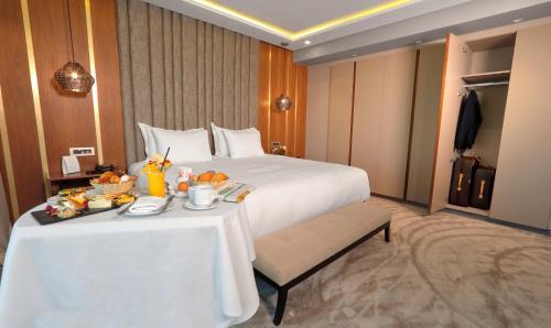 Casablanca City Center Hotel | Le Palace d'Anfa