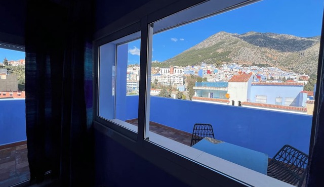 Puerta Azul
