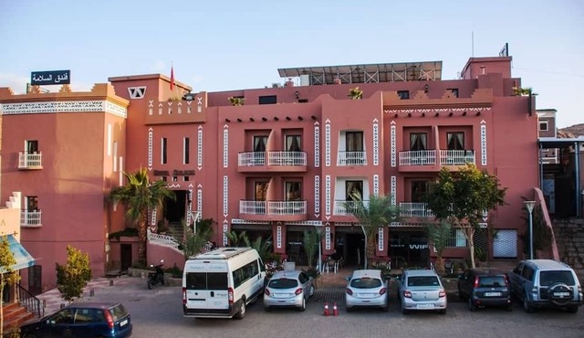 Hotel Salama