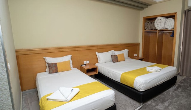 Hotel Golden Flora