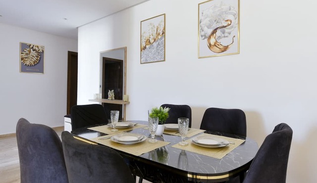 Charming Cozy Apartment - Rabat Center - Free parking & AirC & Fiber internet