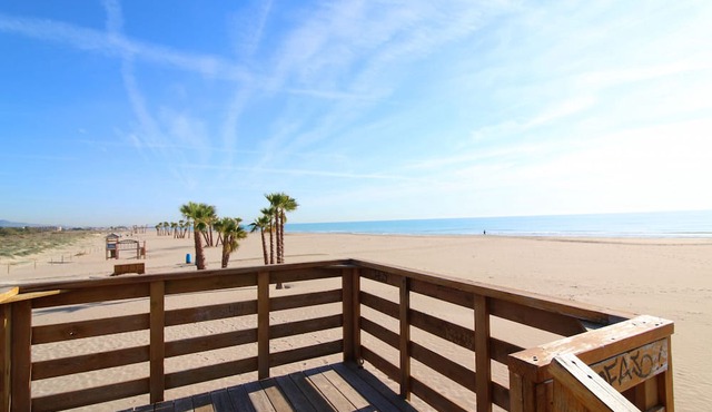 Global Vacacional: Beachfront apartment, Canet de Berenguer in Canet d´en berenguer