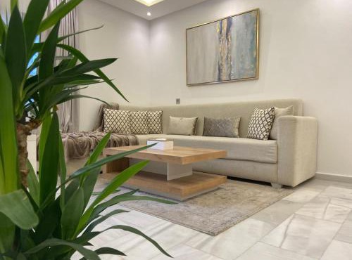 New 2024 Apartment - Malls, Beach & Train Station - Families Only