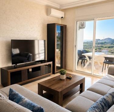 Ocean Views & Pool, 2BR Retreat, 5 min to beach