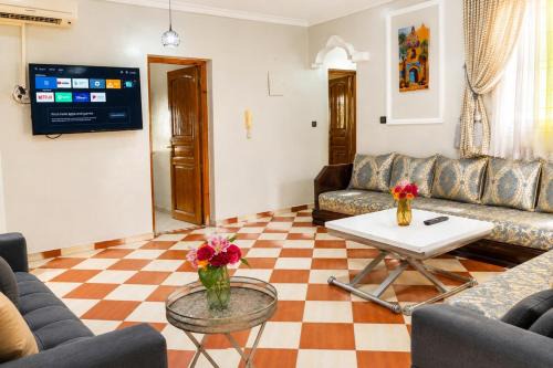 Appartement 90 m avec terrasse 2 chambres in Agadir