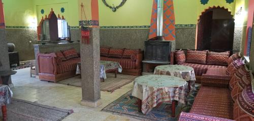 Écolodge OASIS Vallée du ZIZ Gîte DAR UL