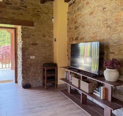 Casa Berbesa, Caserío en Asturias in Castropol
