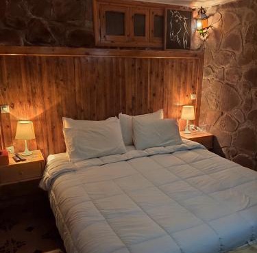 laurier Rose Hostel