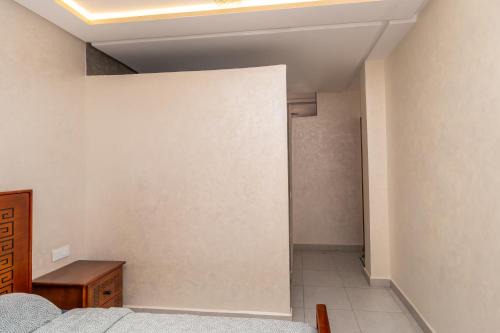 Spacious Beach Villa at Playa Blanca with Direct Beach Access, Garden, AC and Free Private Parking