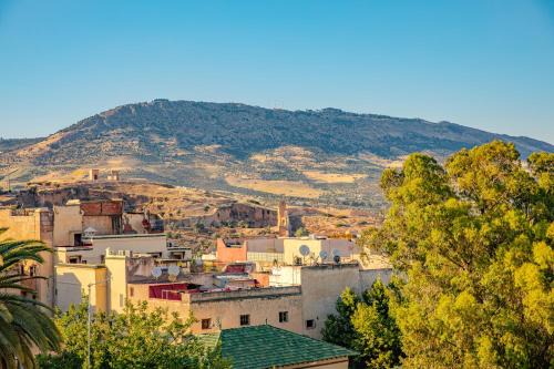 Riad Iline fes