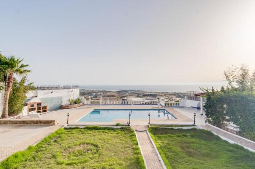 Sea View Villa, Private Ground Floor in Mediouna