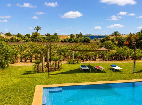 Domaine Palm Oasis Villas & Piscine 25m 6 suites 8 chambres - HomeCity Signature