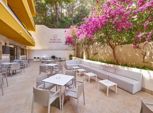 FLOR los Almendros Hotel in Paguera