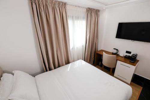 Chic Hotel