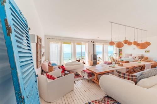 Cabanon Rêve Bleu terrace and infinite horizon