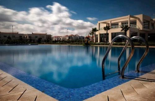 Magnificent Luxury Beach Villa in Savannah Beach in Dar Hamida
