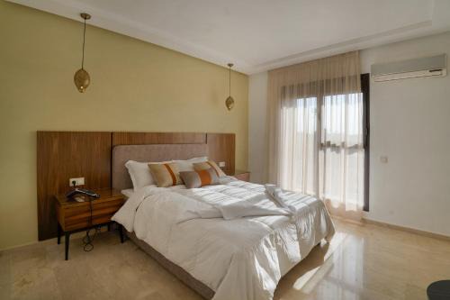 Appart-Hotel Aya Suites