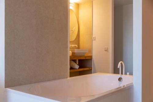 Hotel Boutique & Spa Las Mimosas Ibiza in San Antonio Bay